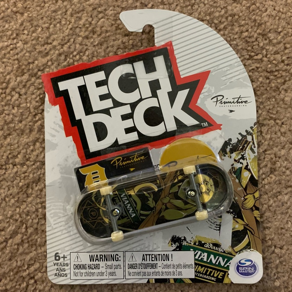 Tech Deck Fingerboard Skateboard Primitive Series Vianna 96mm